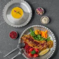 نظافتچی و کارگر رستوران