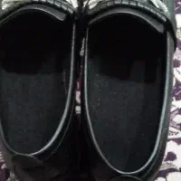 کفش|کیف، کفش، کمربند|بم, |دیوار