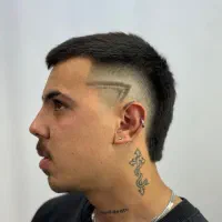 آموزش حرفه ای آرایشگری مو تضمینی