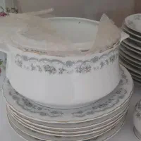 ظروف پذیرایی و لباس