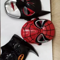 اسباب بازی و عینک آفتابی استاندارد