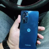 موتورولا edge 30