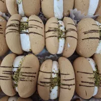 فروشنده خانم جهت قنادی