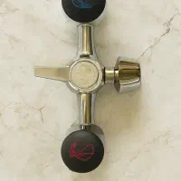 فروش شیر توالت و دوش و سرشیر|لوازم سرویس بهداشتی|قرچک, شهرک صنعتی قرچک|دیوار