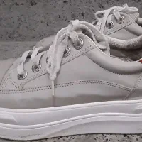 اسپرت سایز ۳۸ فقط ۱۰۰ تومن