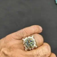 انگشتر موزونانیت