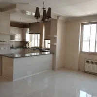 واحد 80 متری فول باسازی شده، حاشیه ابکوه