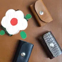 جاکارتی چرمی