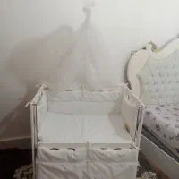 تخت و گهواره کودک|اسباب و اثاث بچه|خوی, |دیوار