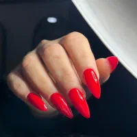 خدمات و آموزش ناخن