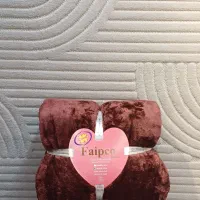 پتو درجه یک الیزه در رنگ بندی