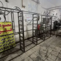 شلف .کتابخانه. میز کافه