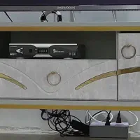 میز تلویزیون طوسی درحدنو|میز تلویزیون|رشت, کوی غلام نیا|دیوار