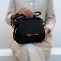 کیف|کیف، کفش، کمربند|شیراز, حومه شیراز|دیوار