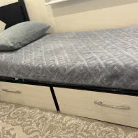 دو عدد تخت یک نفره