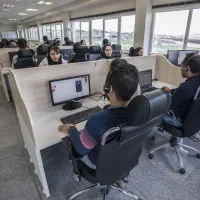استخدام خانم با لپ تاپ حقوق بالا