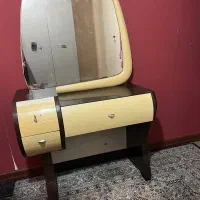 آیینه توالت و دراور