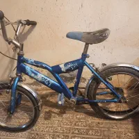 دوچرخه آبی