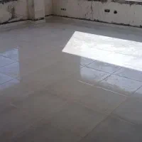کارگر ماهر کاشی کاری میخام
