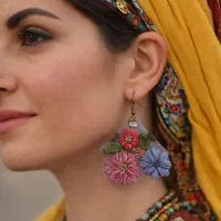 گوشواره گلدوزی