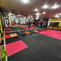 باشگاه ورزشی قهرمانان(بانوان)|خدمات آموزشی|قم, زنبیل آباد|دیوار