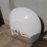 سنگ روشویی بدون پایه تمیز و سالم فقد ی خش ریز داره