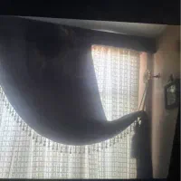 پرده یک عدد ولان قهوه ای همراه با گل میخ