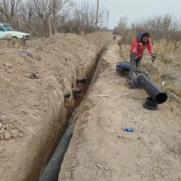 لوله کشی پلی اتیلن آبیاری قطره ای