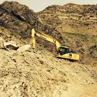 پیمانکاری و اجاره بیل مکانیکی زنجیری
