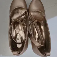 کفش زنانه سایز ۳۹