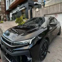 کی‌ام‌سی J7، مدل ۱۴۰۱