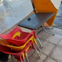 میز و صندلی