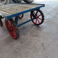 گاری چهار چرخ