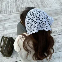 انواع کلاه و اسکارف ترند پاییزه