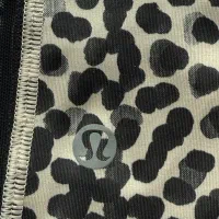 لگ ورزشی کوتاه  برند لولو لمون   خرید از آمریکا