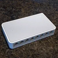 سوئیچ شبکه ۸ پورت TP-Link|مودم و تجهیزات شبکه|تهران, مهران (سیدخندان)|دیوار