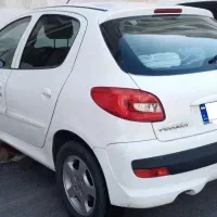 ماشین ۲۰۷ اتومات سفید مدل ۹۷