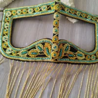 شال، روسری و برقعه سنتی زنانه