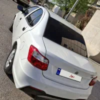 ساینا اس ۴۰۲