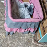 تخت وگهواره ودوچرخه|تخت و صندلی بچه|تهران, مقدم|دیوار