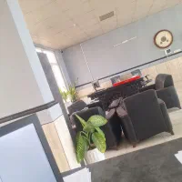 فروشنده و نیرو اداری