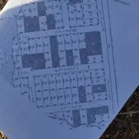 زمین مسکونی  متراژ 180 متر کوچە ۸ متری