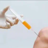 از درد زانو راحت شو (تزریق در زانو با متخصص درد)