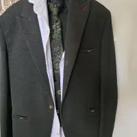 کت وشلوار سایز۲۸وکراوات و ژیله وپیراهن و کفش.نونو