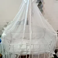 گهواره و تخت کنار مادر فلزی|تخت و صندلی بچه|رشت, معلم|دیوار