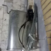 منبع اگزوز عقب پراید همراه شیشه بالابر سمت شاگرد