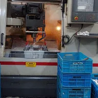 اپراتور دستگاه cnc وسوراخ کاری وقلاویزکاری