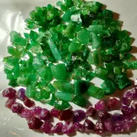 الماس سبز زمرد پنجشیر|جواهرات|مشهد, هفت تیر (آب و برق)|دیوار