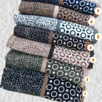 روسری|لباس|طبس, |دیوار