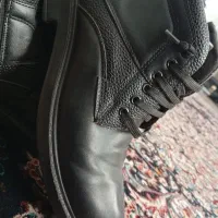 کفش نیم پوت|کیف، کفش، کمربند|پرند, فاز ۵|دیوار